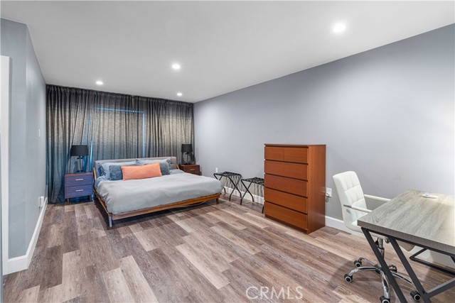 Detail Gallery Image 35 of 51 For 6514 Coldwater Canyon Ave, Valley Village,  CA 91606 - 4 Beds | 3 Baths