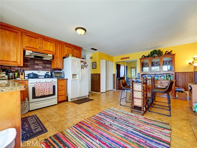 Detail Gallery Image 5 of 16 For 415 S Palo Cedro, Diamond Bar,  CA 91765 - 3 Beds | 2 Baths