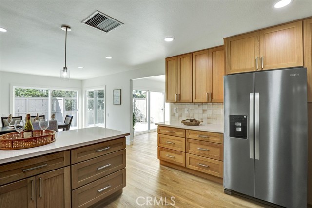 Detail Gallery Image 10 of 53 For 7012 Little Harbor, Huntington Beach,  CA 92648 - 4 Beds | 3 Baths