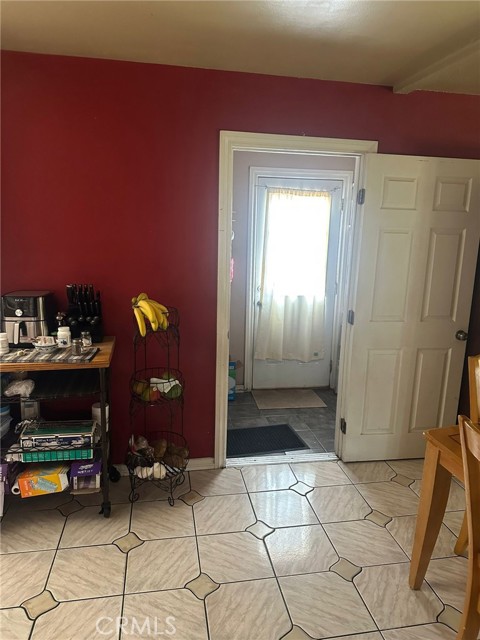 829 Foxworth Avenue, La Puente CA: https://media.crmls.org/medias/27831d33-e43d-421d-be64-5b1004234218.jpg
