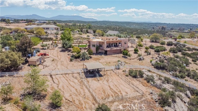 35155 Sawh Court, Sage CA: https://media.crmls.org/medias/2783cf48-7aeb-42e1-a746-39d35b3e20bc.jpg