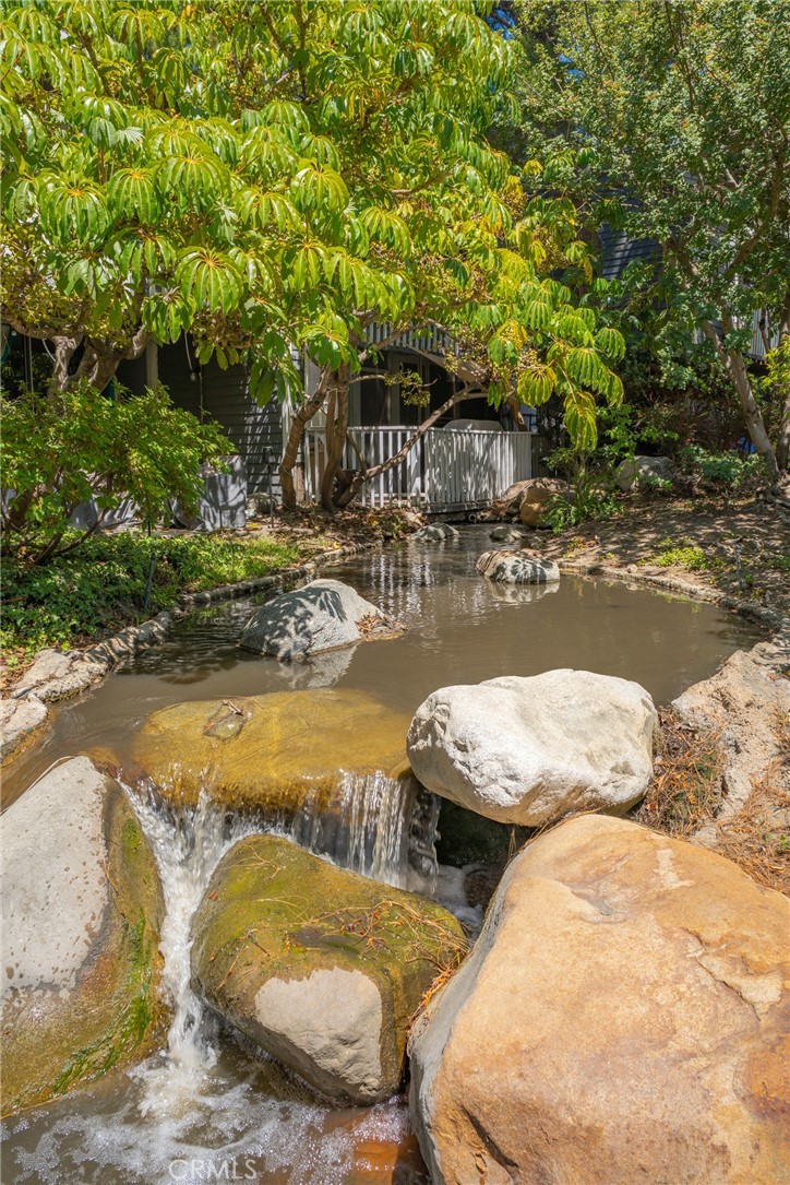 https://media.crmls.org/medias/278565c1-5e30-45fe-b537-0c792c21fbd0.jpg?preset=X-Large
