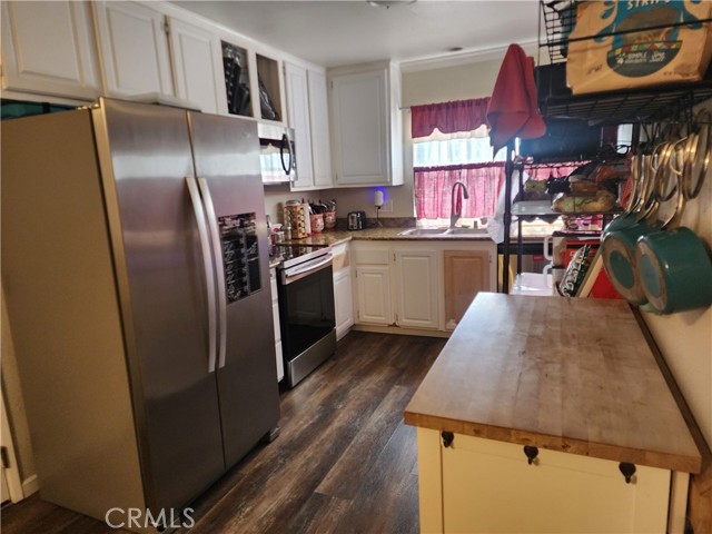 5455 E Candlewood Circle, Anaheim CA: https://media.crmls.org/medias/27856a4b-0bdf-4b02-979b-35dabd9dc0ba.jpg
