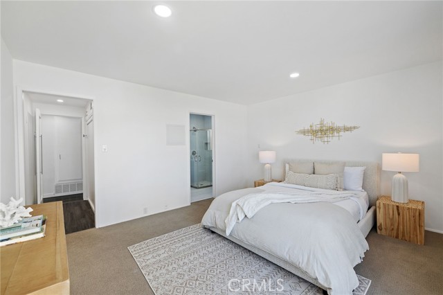 21 7th Place, Long Beach CA: https://media.crmls.org/medias/278573f3-de63-4973-9371-4ff54d993bc2.jpg