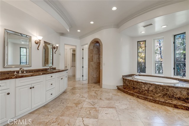 Detail Gallery Image 35 of 57 For 14173 Rancho Tierra Trl, San Diego,  CA 92130 - 5 Beds | 5/1 Baths