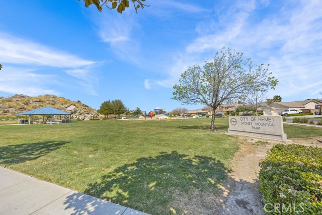 Detail Gallery Image 40 of 52 For 1251 Stepstone Ct, Hemet,  CA 92545 - 5 Beds | 3 Baths