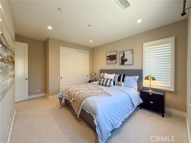 142 Dolci, Irvine CA: https://media.crmls.org/medias/2787a3ab-096a-4db8-961b-df6be5488b68.jpg