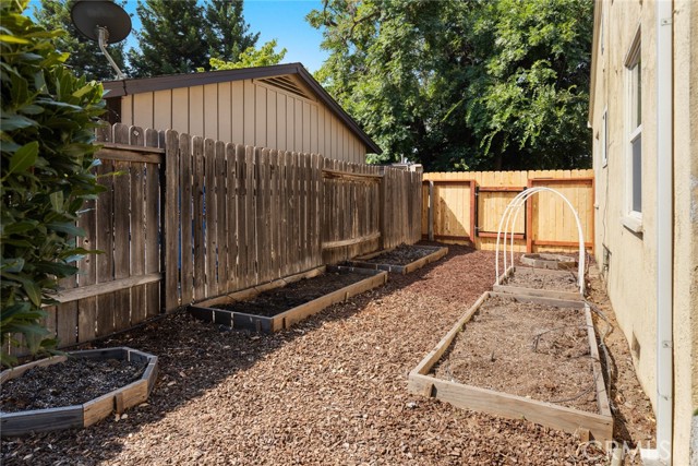 Detail Gallery Image 21 of 22 For 1024 Sheridan Ave, Chico,  CA 95926 - 3 Beds | 1 Baths