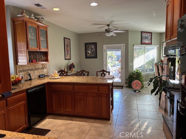 Detail Gallery Image 17 of 72 For 14 Sparrow Hawk, Chico,  CA 95928 - 4 Beds | 2/1 Baths