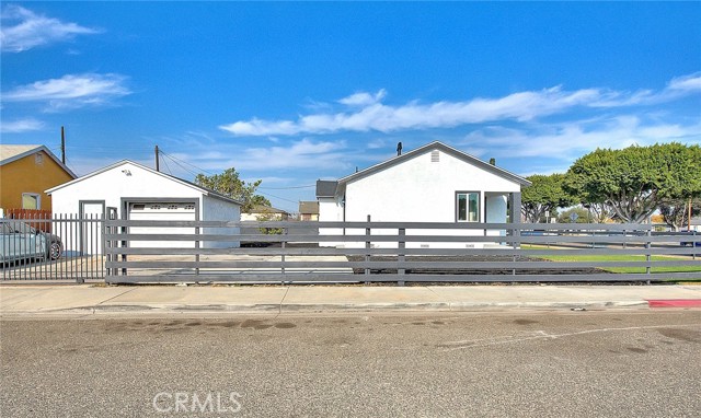 Detail Gallery Image 9 of 75 For 12219 S Central Ave, Los Angeles,  CA 90059 - 4 Beds | 2 Baths