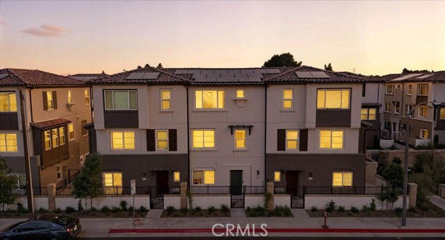 Detail Gallery Image 2 of 37 For 9331 via Azul, Pico Rivera,  CA 90660 - 3 Beds | 2/1 Baths