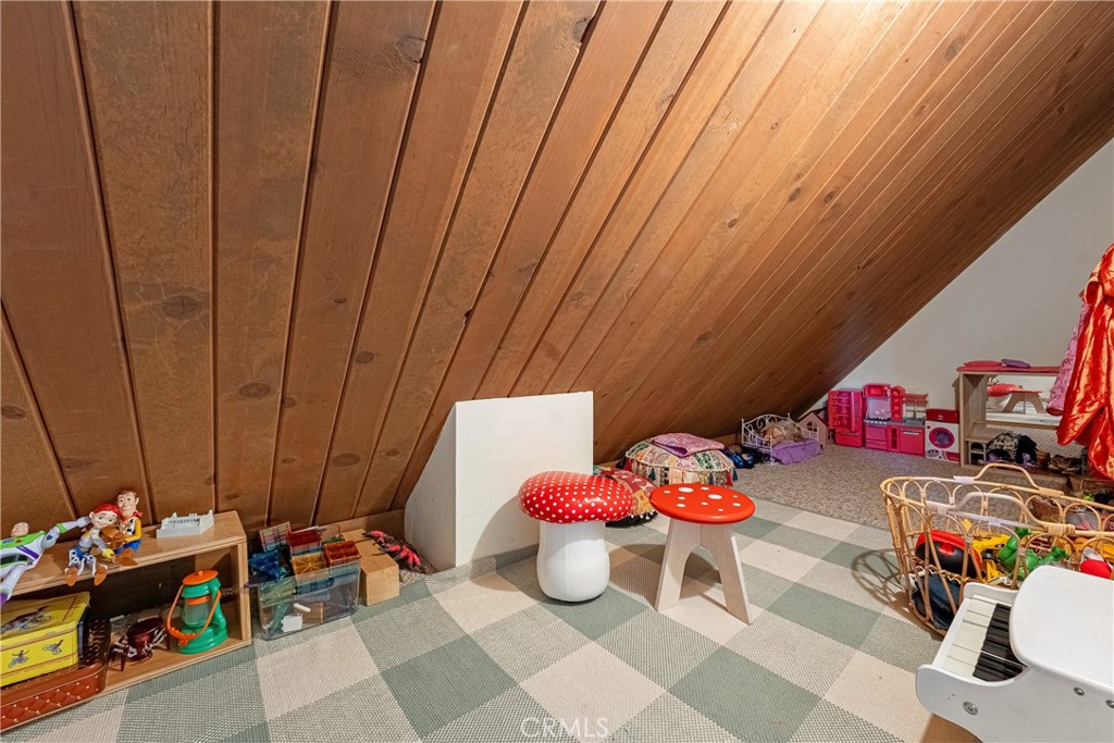 https://media.crmls.org/medias/278a2bbe-ecfe-47d1-b332-8738a0fdbd1c.jpg?preset=X-Large