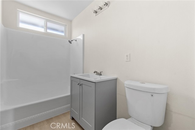 16245 Pine Street, Hesperia CA: https://media.crmls.org/medias/278a915f-4feb-4b7c-8bce-ed0f86ddbc72.jpg