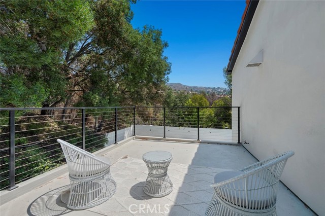 Drew Fenton | 17433 Camino De Yatasto Pacific Palisades CA | MLS: 7355290