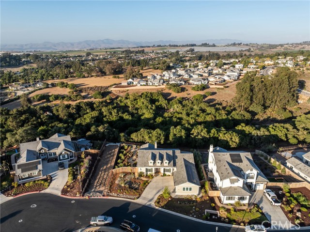Detail Gallery Image 43 of 44 For 1464 Blush Ln, Santa Maria,  CA 93455 - 4 Beds | 3/1 Baths