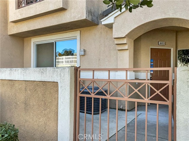 MLS# IV22113711