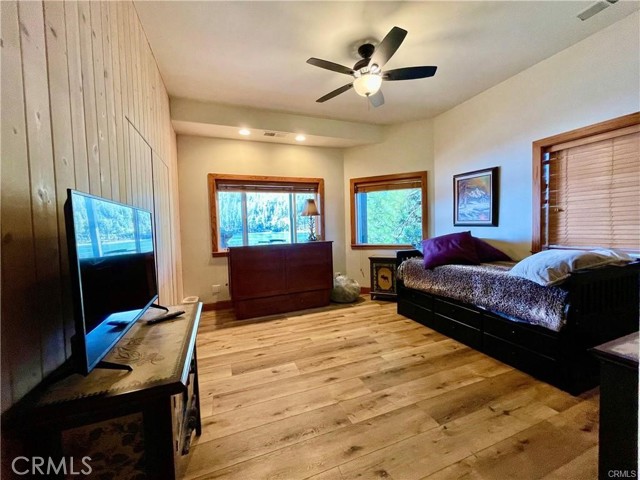 Detail Gallery Image 31 of 69 For 39269 Paha, Bass Lake,  CA 93604 - 6 Beds | 3/1 Baths