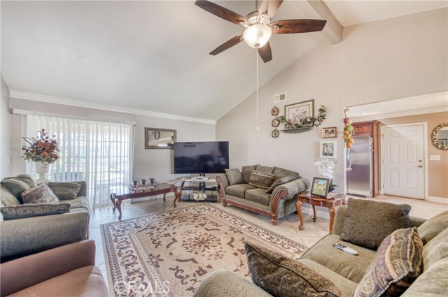 Detail Gallery Image 14 of 47 For 25540 Lynn Pl #B,  Madera,  CA 93638 - 3 Beds | 2 Baths