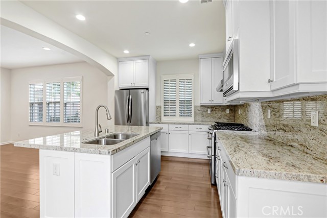 Detail Gallery Image 6 of 19 For 182 Firefly, Irvine,  CA 92618 - 3 Beds | 2/1 Baths