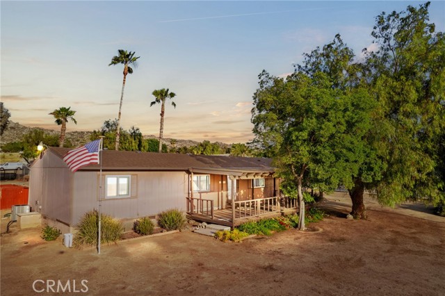 22910 Olivas Avenue, Nuevo CA: https://media.crmls.org/medias/278e6f94-4eac-48f8-ae50-db37cf8977f7.jpg