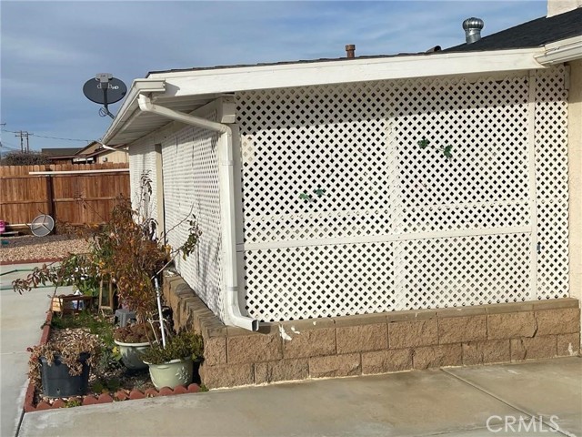 Detail Gallery Image 14 of 18 For 20601 Medio St, California City,  CA 93505 - 3 Beds | 2 Baths