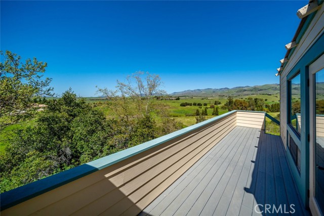 1505 Tiffany Ranch Road, Arroyo Grande CA: https://media.crmls.org/medias/27901227-cb72-4e75-945c-0f3daaa82eba.jpg