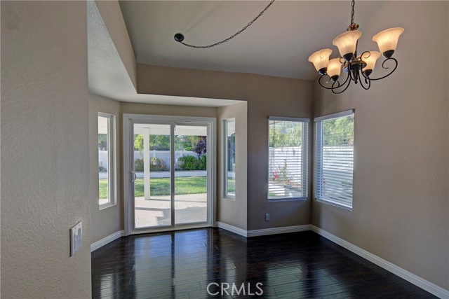 Detail Gallery Image 15 of 46 For 26691 Kicking Horse Dr, Corona,  CA 92883 - 3 Beds | 2/1 Baths