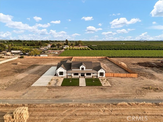 605 S Anderson Road, Exeter CA: https://media.crmls.org/medias/279063d6-636a-4ff3-a65d-dcd1c57f45e7.jpg