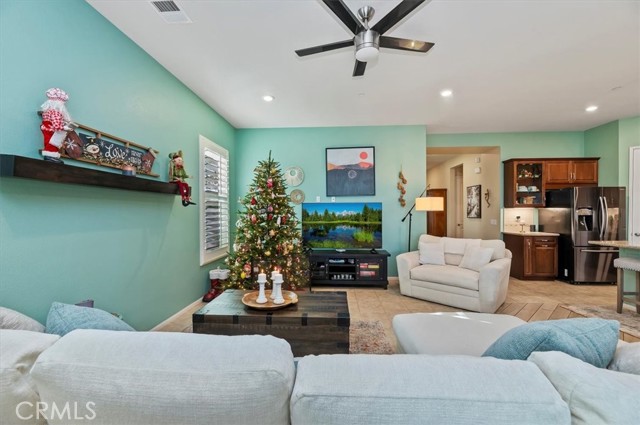 Detail Gallery Image 10 of 62 For 1394 via La Presa, Hemet,  CA 92545 - 2 Beds | 2 Baths