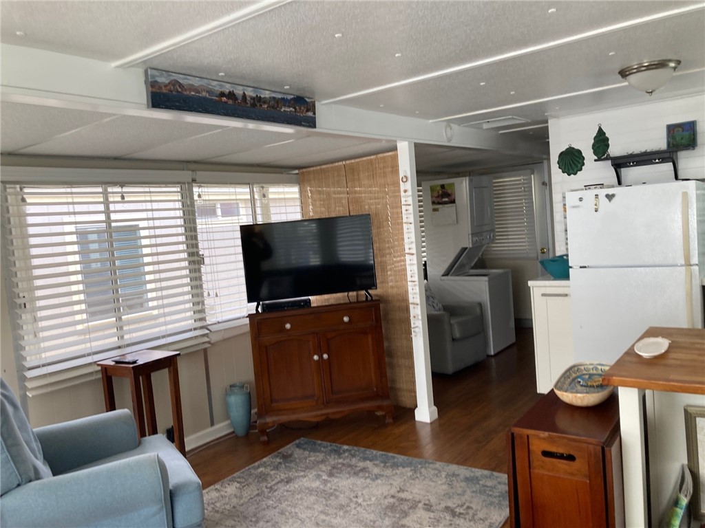 Detail Gallery Image 6 of 10 For 190 Main St #5,  Morro Bay,  CA 93442 - 1 Beds | 1 Baths