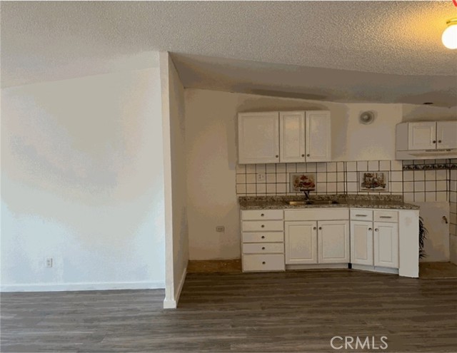 38490 E BENTON, Hemet CA: https://media.crmls.org/medias/2793eaf8-4ddc-4011-960a-272328124ff9.jpg