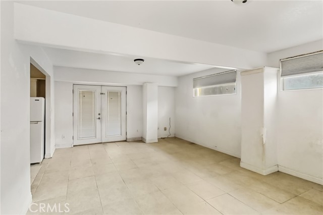 Detail Gallery Image 27 of 39 For 261 E Crescent Ave, Redlands,  CA 92373 - 5 Beds | 3/1 Baths