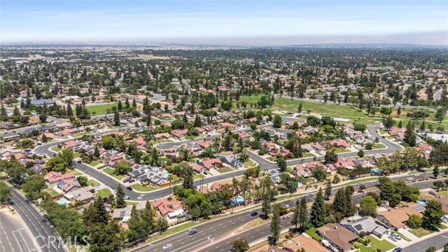 Detail Gallery Image 8 of 51 For 9504 Eagle Oak Rd, Bakersfield,  CA 93311 - 4 Beds | 2 Baths