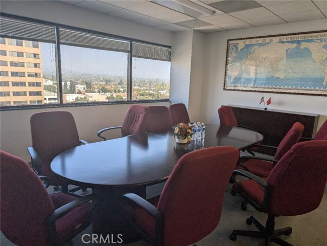 70 S Lake Avenue, Pasadena, California 91101, ,Commercial Lease,For Rent,70 S Lake Avenue,CRWS25022564