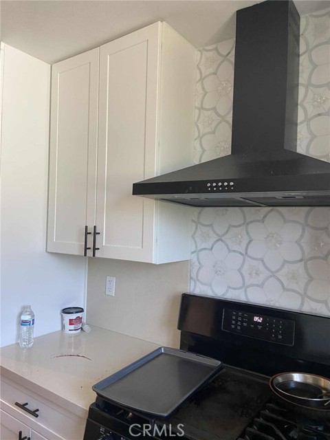 Detail Gallery Image 7 of 10 For 8659 Shirley Ave, Northridge,  CA 91324 - 2 Beds | 2 Baths