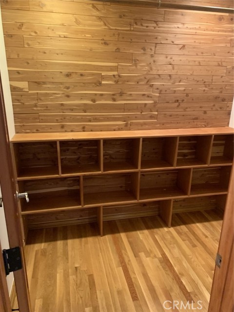 Detail Gallery Image 35 of 44 For 1718 Cleveland Rd, Glendale,  CA 91202 - 3 Beds | 3 Baths