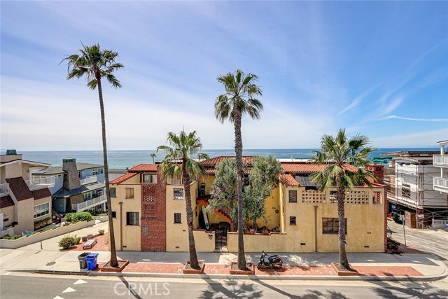 3205 Bayview Drive, Manhattan Beach, California 90266, 5 Bedrooms Bedrooms, ,5 BathroomsBathrooms,Residential,For Sale,Bayview,SB26067701