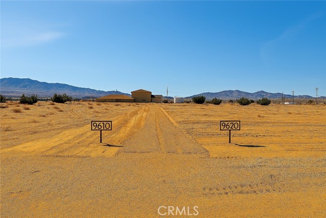 Detail Gallery Image 2 of 6 For 9620 Mescalero, Phelan,  CA 92371 - – Beds | – Baths