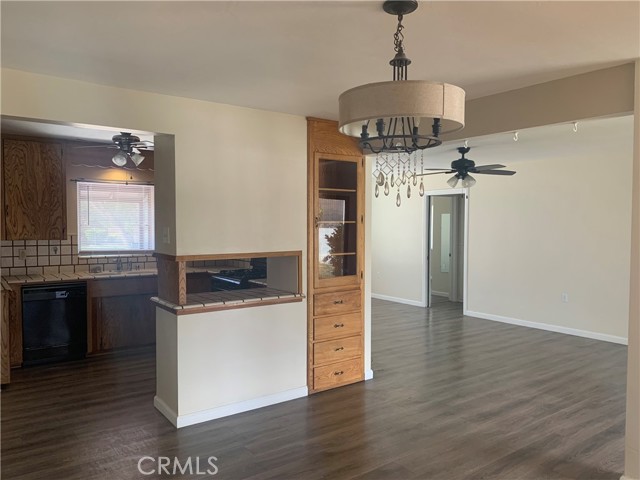 34786 Date Street, Yucaipa CA: https://media.crmls.org/medias/2796eff6-3faf-4b30-a378-a62948db7c1d.jpg