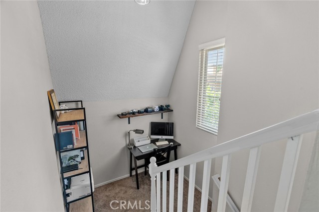 17910 River Circle, Canyon Country CA: https://media.crmls.org/medias/2798972c-43f7-4b26-bb66-69e1ea328e64.jpg