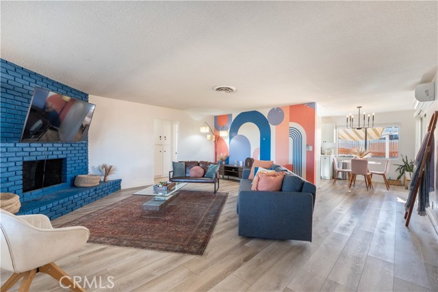 Detail Gallery Image 4 of 34 For 58387 Carlyle Dr, Yucca Valley,  CA 92284 - 3 Beds | 2/1 Baths