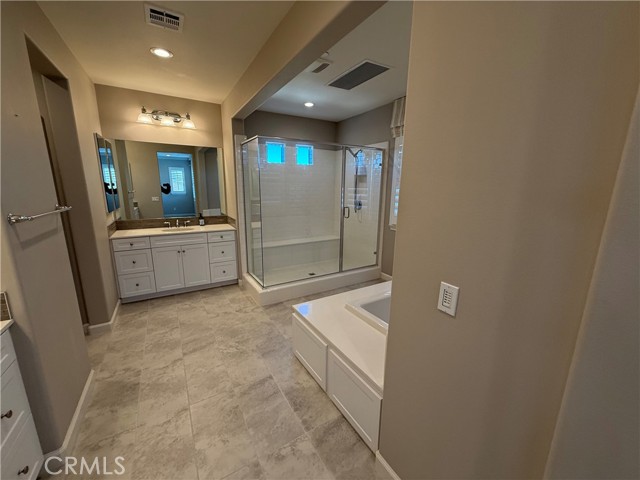 Detail Gallery Image 18 of 29 For 29632 Canyonlands Dr, Menifee,  CA 92585 - 5 Beds | 3/1 Baths