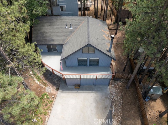 Detail Gallery Image 6 of 51 For 41735 Comstock Ln, Big Bear Lake,  CA 92315 - 4 Beds | 2 Baths