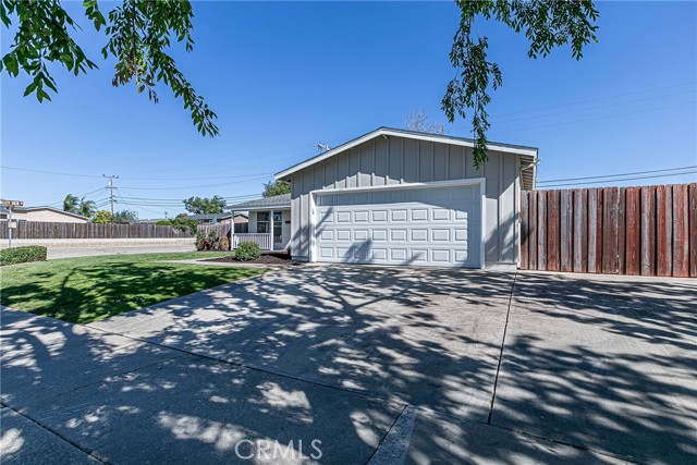 Detail Gallery Image 3 of 30 For 5432 Orcutt, Santa Maria,  CA 93455 - 3 Beds | 2 Baths
