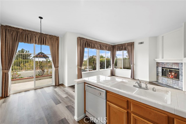 Detail Gallery Image 17 of 38 For 21531 Canaria, Mission Viejo,  CA 92692 - 2 Beds | 2/1 Baths