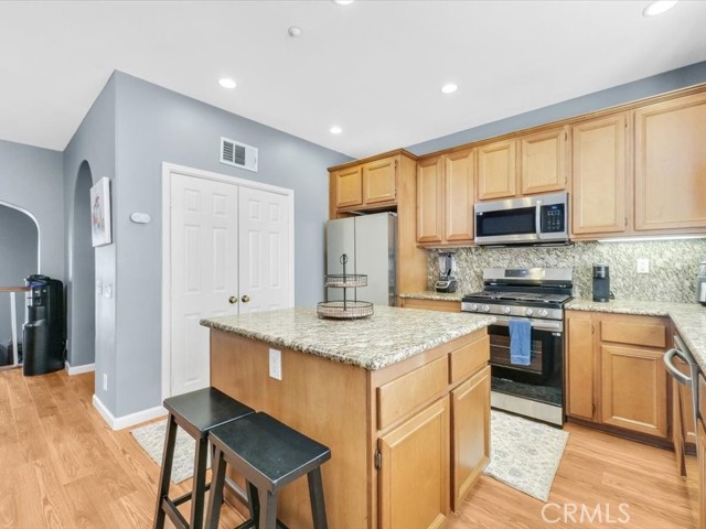 Detail Gallery Image 15 of 55 For 4440 Owens St #104,  Corona,  CA 92883 - 3 Beds | 2/1 Baths