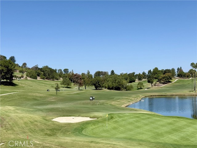 48 Hawksmoor, Aliso Viejo CA: https://media.crmls.org/medias/279b2731-47c3-4af1-a54f-fb685dafbb5a.jpg