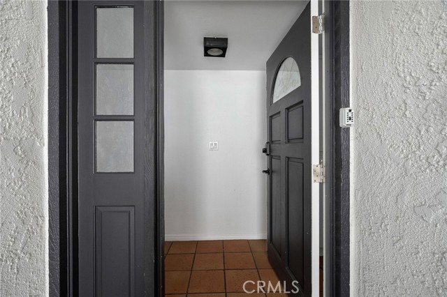 207 28th Street, Newport Beach CA: https://media.crmls.org/medias/279b6406-408a-4122-8656-aa7caa8192f7.jpg