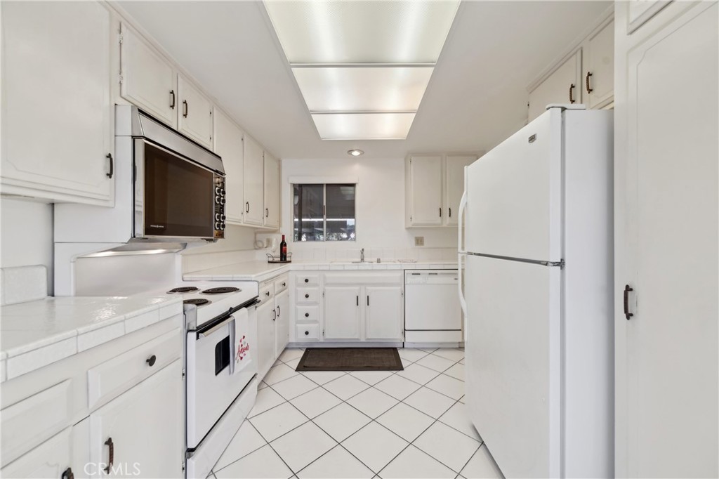 279b83ed 7b4e 4ab1 Bca3 7e37b9ddd591