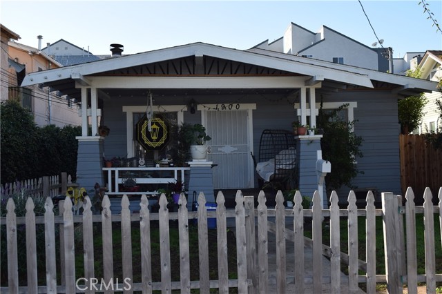 Detail Gallery Image 3 of 22 For 1900 E 6th, Long Beach,  CA 90802 - – Beds | – Baths